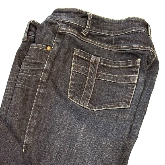Cabi Down Flare Jeans Size 6. Back pocket detail. - Picture 4 of 6